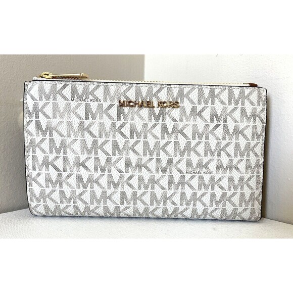 New Michael Kors Jet Set Travel Double zip wallet Signature Vanilla - Picture 1 of 6